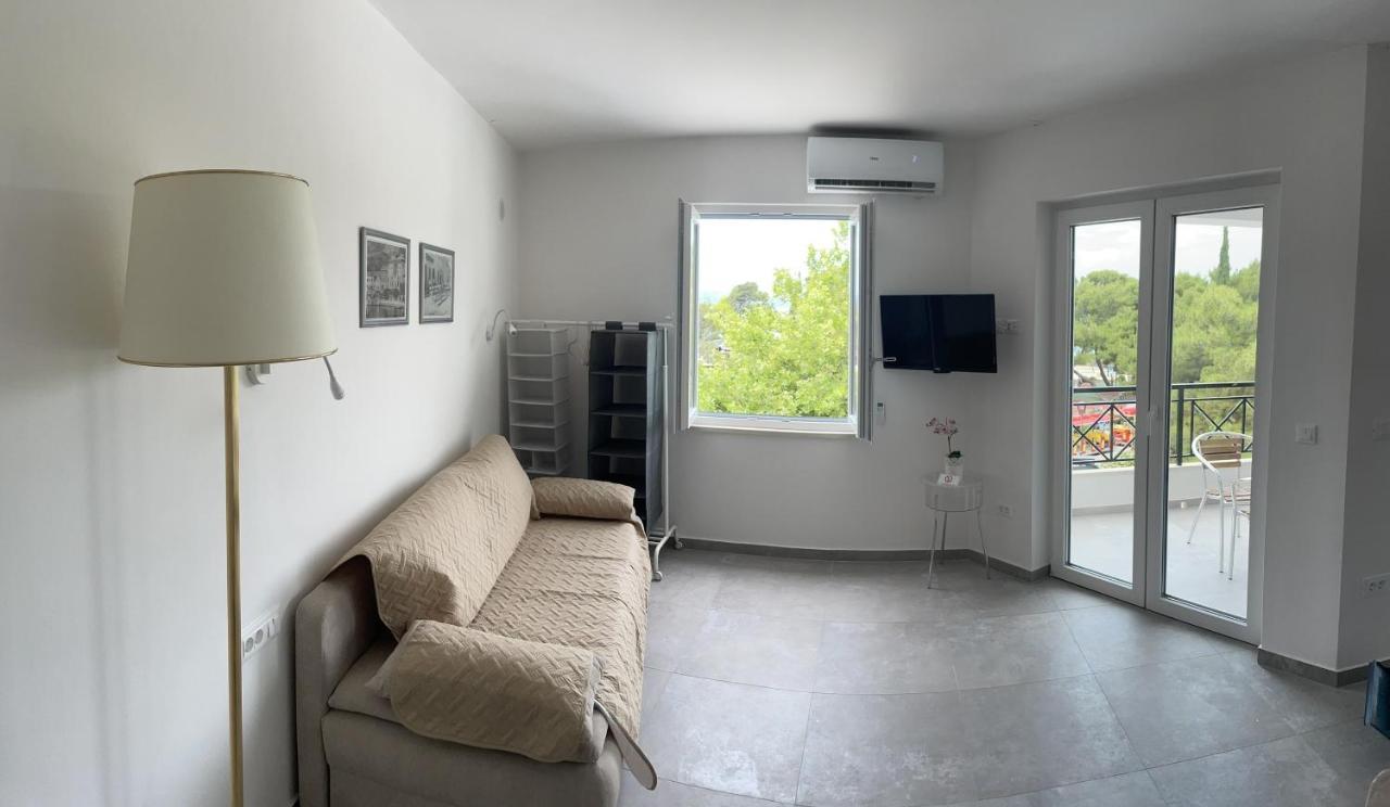 Sandra Apartments Makarska Exterior photo